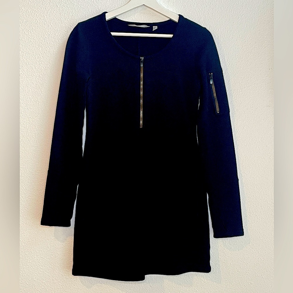 Athleta XS Black Dress